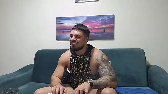 Tiberius hunk online show from November 17, 2025, 5:19 pm