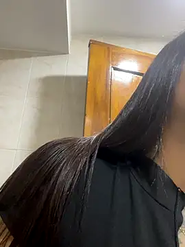 sofia 23x online show from October 9, 2025, 1:09 pm