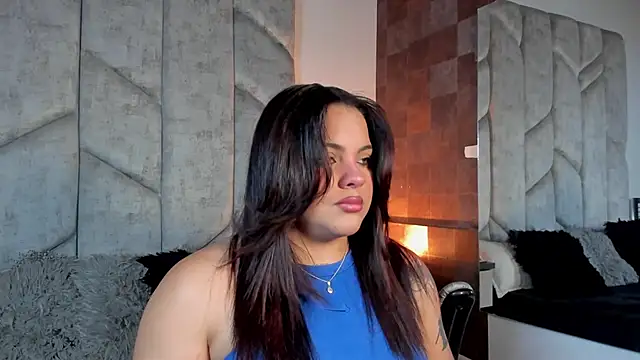 LunaSotto online show from September 29, 2025, 9:08 pm