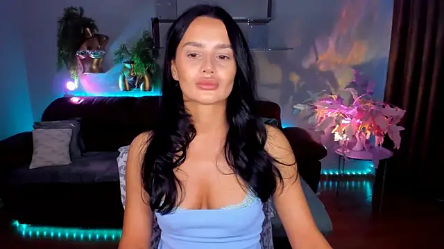 DanaSincere online show from February 7, 2026, 3:43 am