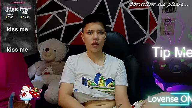 demimoore222 online show from November 27, 2025, 1:57 pm