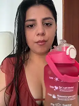 AliceGarc online show from September 11, 2025, 5:24 pm