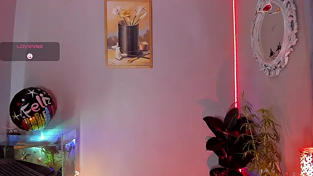 CRAZY-BOY99 online show from November 5, 2025, 9:09 am