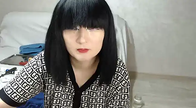 Snapshot of Sweet_Yoon chatting on December 7, 2024, 2:24 pm Sweet Yoon online show from December 7, 2024, 2:24 pm