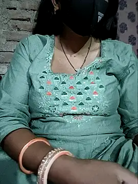 Snapshot of Sexyradha_ chatting on April 18, 2026, 7:58 pm Sexyradha online show from April 18, 2026, 7:58 pm