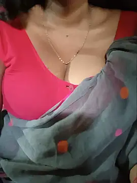 Snapshot of Sexyradha_ chatting on May 21, 2026, 8:32 am Sexyradha online show from May 21, 2026, 8:32 am