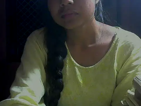 mayra89 online show from November 10, 2025, 7:46 pm