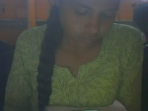 mayra89 online show from July 21, 2026, 9:44 am