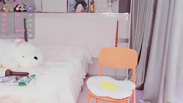 guoguo7777777 online show from March 25, 2026, 3:12 am