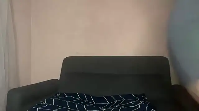 Pleasing-Chloe49 online show from October 20, 2025, 5:13 pm