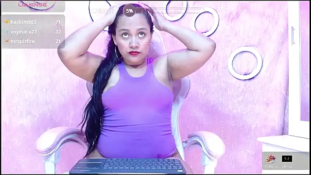 Snapshot of i_am_karoll chatting on March 8, 2025, 3:28 am i am karoll online show from March 8, 2025, 3:28 am