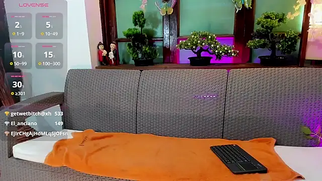 Snapshot of i_am_karoll chatting on March 8, 2025, 7:09 pm i am karoll online show from March 8, 2025, 7:09 pm