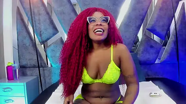 CandyMartinez  online show from November 26, 2025, 7:37 pm