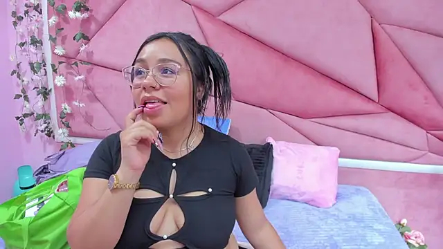  Violeta 18 online show from October 12, 2025, 3:44 pm