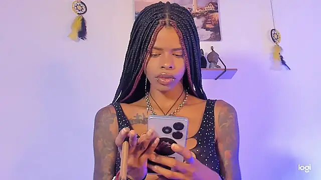 Aprillebony online show from October 3, 2025, 7:22 pm