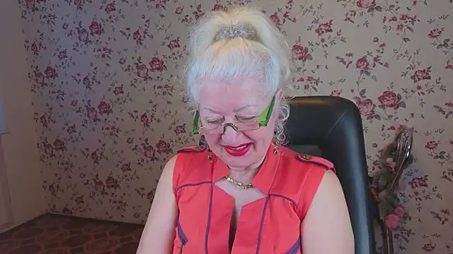 Snapshot of Maya_Mayflower chatting on March 8, 2026, 2:48 am Maya Mayflower online show from March 8, 2026, 2:48 am