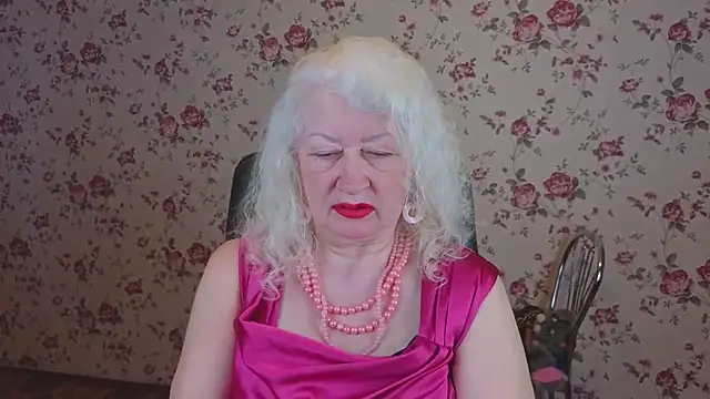 Snapshot of Maya_Mayflower chatting on March 26, 2026, 3:12 am Maya Mayflower online show from March 26, 2026, 3:12 am