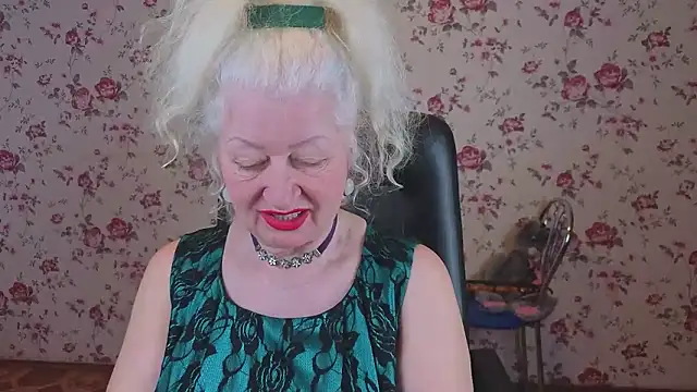 Snapshot of Maya_Mayflower chatting on April 14, 2026, 3:23 am Maya Mayflower online show from April 14, 2026, 3:23 am