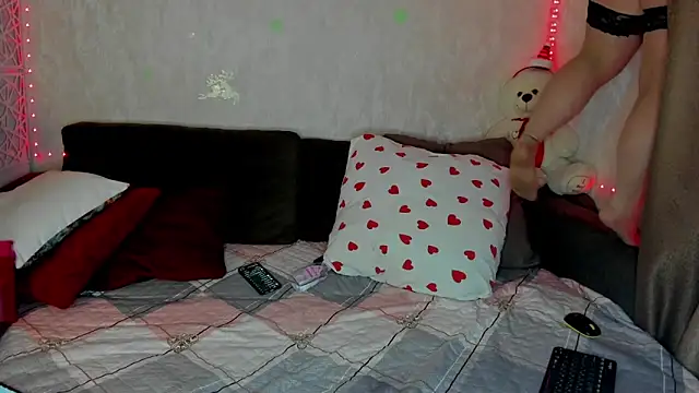 Anya-Sweet online show from January 6, 2026, 4:32 pm