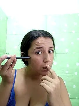 Snapshot of Jenny_gir25 chatting on October 6, 2025, 2:47 pm Jenny gir25 online show from October 6, 2025, 2:47 pm