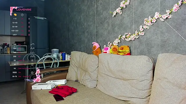 EvaTheHeart online show from September 16, 2025, 10:27 am