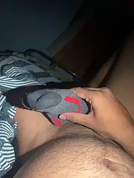 Snapshot of RightFielder chatting on October 9, 2025, 5:55 pm RightFielder online show from October 9, 2025, 5:55 pm