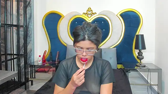 Snapshot of NovaMichel chatting on November 13, 2025, 11:31 am NovaMichel online show from November 13, 2025, 11:31 am