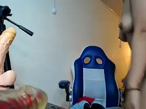 emma morgan 1 online show from March 12, 2025, 11:53 am