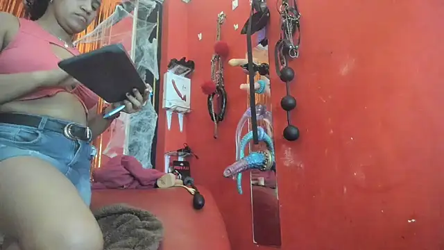 emma morgan 1 online show from November 3, 2025, 11:44 am