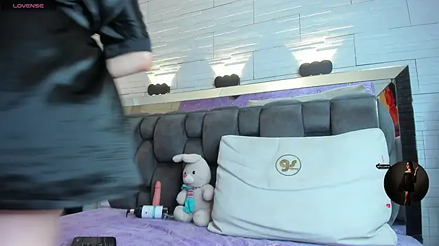 jade heartt online show from November 21, 2025, 7:56 pm