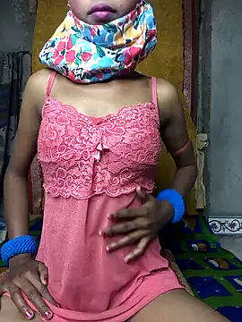 Snapshot of Cutesoma01 chatting on November 24, 2025, 4:18 pm Cutesoma01 online show from November 24, 2025, 4:18 pm