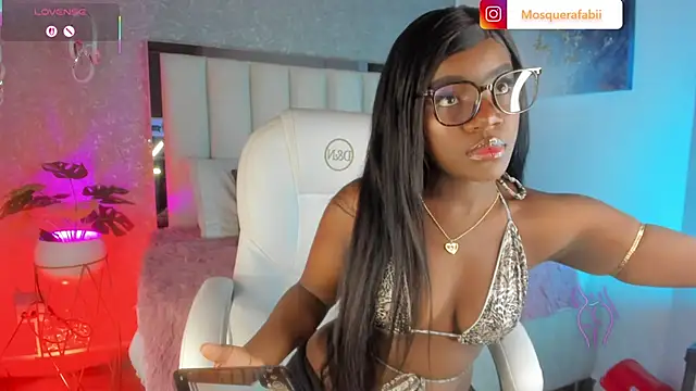 Snapshot of NainaDeiviss chatting on September 14, 2025, 2:54 am NainaDeiviss online show from September 14, 2025, 2:54 am