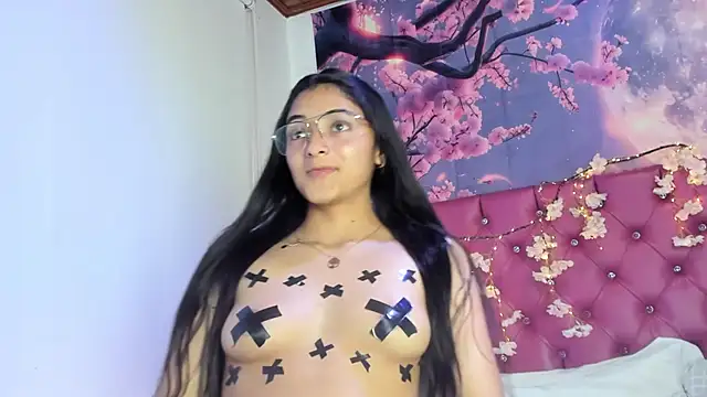 Snapshot of Valen_Person chatting on March 11, 2025, 6:30 pm Valen Person online show from March 11, 2025, 6:30 pm