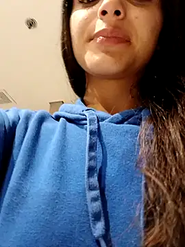 Snapshot of Valen_Person chatting on September 24, 2025, 12:19 pm Valen Person online show from September 24, 2025, 12:19 pm