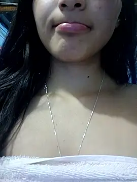 Snapshot of Valen_Person chatting on October 27, 2025, 10:25 pm Valen Person online show from October 27, 2025, 10:25 pm