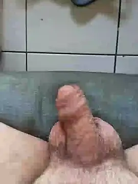 coolbrady17 online show from March 9, 2025, 7:12 am