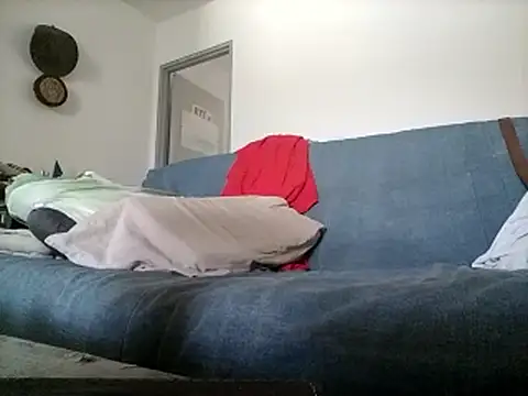 coolbrady17 online show from September 23, 2025, 7:44 am