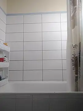 coolbrady17 online show from October 4, 2025, 5:27 am