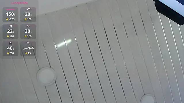 Cristal Velle online show from September 30, 2025, 12:43 pm