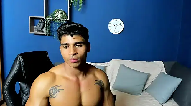 Snapshot of Apolotherock chatting on March 13, 2025, 10:43 pm Apolotherock online show from March 13, 2025, 10:43 pm