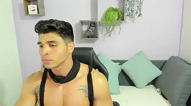 Snapshot of Apolotherock chatting on March 18, 2025, 7:42 pm Apolotherock online show from March 18, 2025, 7:42 pm