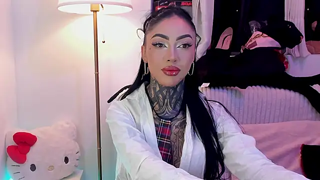 Dani Valen online show from June 30, 2026, 1:06 am