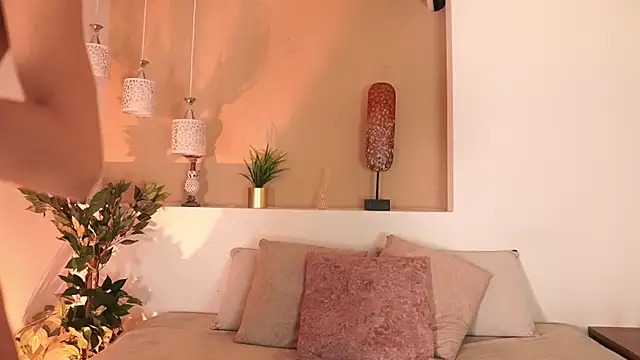 alison222  online show from September 29, 2025, 7:40 pm