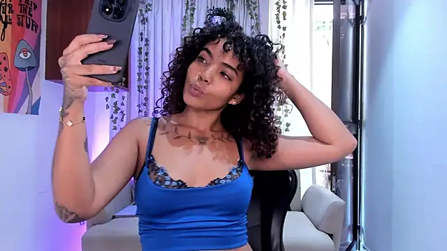 SarahLynn7 online show from March 31, 2026, 6:41 pm