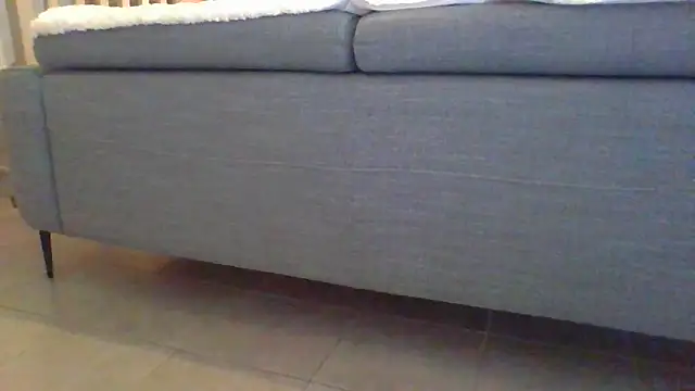 Valentinette online show from December 1, 2025, 8:30 am