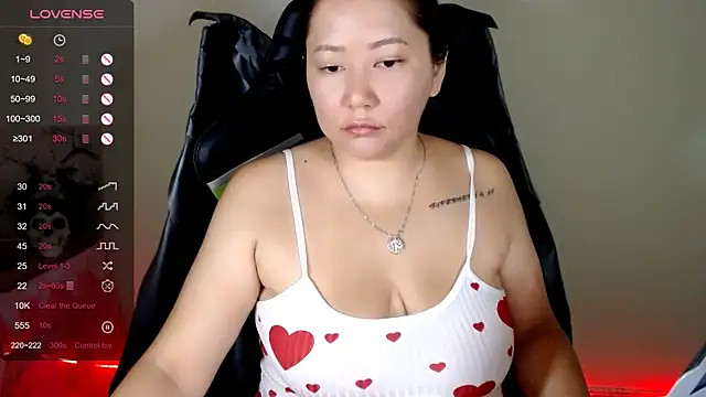 LisaAsianFlower online show from July 8, 2026, 3:22 am