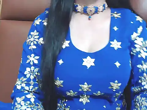 RealNaina online show from October 20, 2025, 5:46 pm