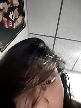 mialorents online show from October 4, 2025, 7:23 pm