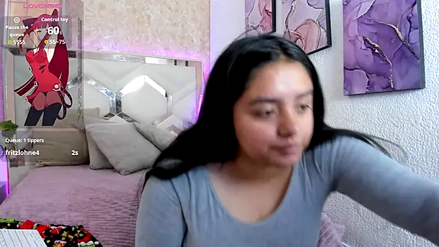 EmilyBrownn  online show from September 13, 2025, 7:02 pm