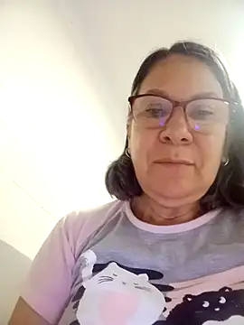 victoria wayne online show from April 15, 2026, 9:05 am